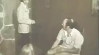 طبيب قرنية والطبيب وجود الكثير من الجنس.