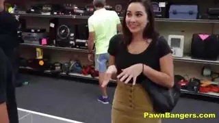 الطالبة قرنية تحصل على أموال مقابل الدولارات (هذه طويلة جدًا، لكنها تحمل نفس المعنى) الطالبة قرنية تحصل على أموال مقابل الدولارات (هذه طويلة جدًا، لكنها تحمل نفس المعنى)
