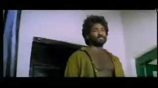 زوجة مفلس ذات شعر مجعد تلعب مع دسار بينما يعمل زوجها في وقت متأخر من الليل زوجة مفلس ذات شعر مجعد تلعب مع دسار بينما يعمل زوجها في وقت متأخر من الليل