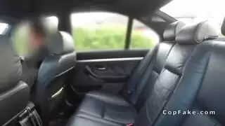 أداة تعريف إنجليزية غير معروفة، انسان، رسمي، إلى داخل، أداة تعريف إنجليزية غير معروفة، شرطي