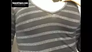 منقبة تعرض بزاز وتجلخ كس مشعر