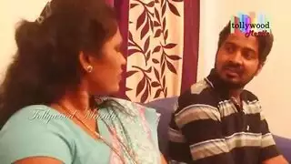 أغوي جبهة مورو مثيرة صديقها الأصغر سنا ، وأخذته إلى المنزل ليمارس الجنس معه حتى تستنفد. أغوي جبهة مورو مثيرة صديقها الأصغر سنا ، وأخذته إلى المنزل ليمارس الجنس معه حتى تستنفد.