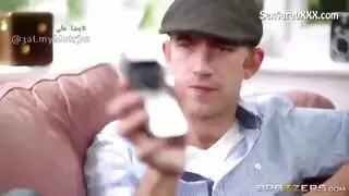 ينيك طيز أم صديقه الممحونة