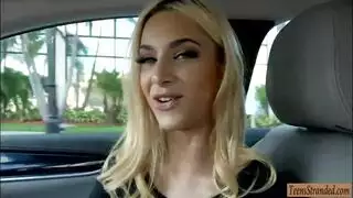 فاتنة شقراء ، أوما مونستر يحصل على الجنس الشرجي ويقطر الحليب في جميع أنحاء وجهها فاتنة شقراء ، أوما مونستر يحصل على الجنس الشرجي ويقطر الحليب في جميع أنحاء وجهها