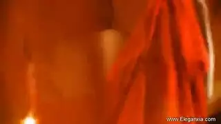 مصريه تتنك من كشاف النور