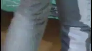 تحب الفتيات المفعم بالحيوية أن تشعر شفاه بعضهن البعض حول حلقهن أثناء العربدة الإباحية تحب الفتيات المفعم بالحيوية أن تشعر شفاه بعضهن البعض حول حلقهن أثناء العربدة الإباحية