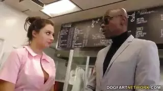 سكس زنوج جماعى اربعة رجال افارقة مع فتاة مراهقة جميلة سكس زنوج جماعى اربعة رجال افارقة مع فتاة مراهقة جميلة