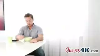 هناك شيء عنها يجعل هذه السهرة تبدو رائعة جدا مع الثدي العصير الكبير. هناك شيء عنها يجعل هذه السهرة تبدو رائعة جدا مع الثدي العصير الكبير.