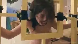 يستدرج صديقته الجميلة الساخنة ويغتصبها و ينيكها في كل حتة في جسمها بعد تقييدها يستدرج صديقته الجميلة الساخنة ويغتصبها و ينيكها في كل حتة في جسمها بعد تقييدها