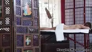 مدلكة نحيل مع حلمات مثقوبة وامرأة ناضجة مثير تبذل قصارى جهدها للحصول على هذه الوظيفة مدلكة نحيل مع حلمات مثقوبة وامرأة ناضجة مثير تبذل قصارى جهدها للحصول على هذه الوظيفة