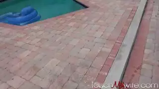 ويضيف القضيب في كسها الذي من أجله تفعل أي شيء حتى لا تفقده لأنه فريد من نوعه ويضيف القضيب في كسها الذي من أجله تفعل أي شيء حتى لا تفقده لأنه فريد من نوعه