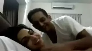 ولد يركب فتاته الجميلة و نازل فيها بوس و أحضان وتقفيش بزاز و نيك كس ولد يركب فتاته الجميلة و نازل فيها بوس و أحضان وتقفيش بزاز و نيك كس