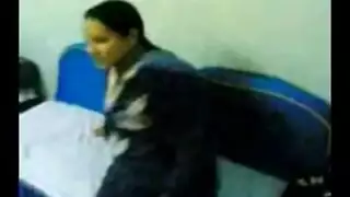 ليبية لبوة مع عشيقها يقولها يلا نصور فيلم سكس تقولو ماشي ويصورها وهو ينيكها ليبية لبوة مع عشيقها يقولها يلا نصور فيلم سكس تقولو ماشي ويصورها وهو ينيكها