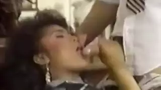 فتح الجنس الفتيات في المرة الأولى Xnxx