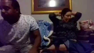 يُسمح للنضوج المتزوج باستخدام الألعاب الجنسية أثناء وجود الثلاثي ، من حين لآخر يُسمح للنضوج المتزوج باستخدام الألعاب الجنسية أثناء وجود الثلاثي ، من حين لآخر