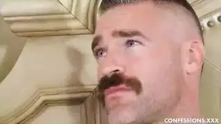 لونا سكاي يرتدي شيء سوى جوارب وأحذية سوداء مع الكعب العالي أثناء إعطاء المص لونا سكاي يرتدي شيء سوى جوارب وأحذية سوداء مع الكعب العالي أثناء إعطاء المص
