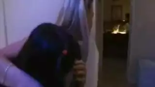 أمي وصديقتها المثلية القوية تجعل الحب أمي وصديقتها المثلية القوية تجعل الحب