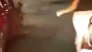 إن كينكي سيدة تواجه الجنس البري بعد أن تحفز بوسها، مع دسار لطيف للغاية. إن كينكي سيدة تواجه الجنس البري بعد أن تحفز بوسها، مع دسار لطيف للغاية.