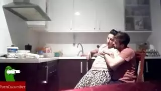 سكس مع خالته فى المطبخ محارم مسرب نيك خالته بدون علمها