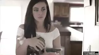 الجمال يجعل الحب الشديد من قدميها مع عشيقها الذي يريد ممارسة الجنس الجمال يجعل الحب الشديد من قدميها مع عشيقها الذي يريد ممارسة الجنس