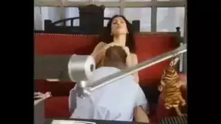 امرأة سمراء يورو شقراء مع شعر قصير، ستيلا قد حصلت مارس الجنس على الأريكة، بعد مص ديك امرأة سمراء يورو شقراء مع شعر قصير، ستيلا قد حصلت مارس الجنس على الأريكة، بعد مص ديك