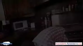 امرأة سمراء فاتنة حريصة جدا على مص ويمارس الجنس مع هذا ديك كبيرة امرأة سمراء فاتنة حريصة جدا على مص ويمارس الجنس مع هذا ديك كبيرة