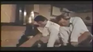 فاتنة الإيطالية مع الثدي وهمية يائسة ليمارس الجنس جيد، حتى لديها النشوة الجنسية.