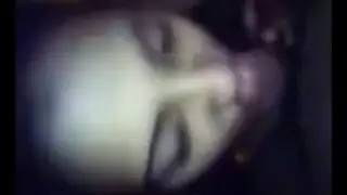 لم ترغب الفتاة أبدًا في ممارسة الحب مع حبيبها القرني ، أثناء تقديم هدية عيد ميلادها