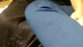 الزوجان الأثريان يختبران كيف تحب السحاقيات ممارسة الحب ، بينما تتأرجح الكاميرا الزوجان الأثريان يختبران كيف تحب السحاقيات ممارسة الحب ، بينما تتأرجح الكاميرا
