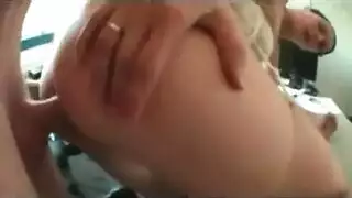 مثير ، امرأة سمراء ألمانية تمتص ديك أسود كبير ، قبل أن تمارس الجنس في غرفة الفندق مثير ، امرأة سمراء ألمانية تمتص ديك أسود كبير ، قبل أن تمارس الجنس في غرفة الفندق