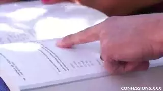 يوم الصيف لديه كس رائع وناعم ، وهي تريد أن تلعب به حتى تقوم بممارسة الجنس. يوم الصيف لديه كس رائع وناعم ، وهي تريد أن تلعب به حتى تقوم بممارسة الجنس.