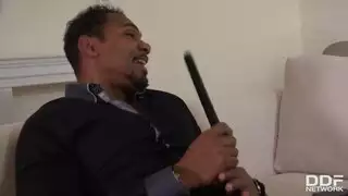 لارا هي شقراء محطمة أودري نوير وعندما تحصل على قرنية ، فإنها تحتاج إلى الجنس لارا هي شقراء محطمة أودري نوير وعندما تحصل على قرنية ، فإنها تحتاج إلى الجنس