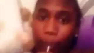 تحب دوروثي ستار مص وركوب ديك بحجم اليد ، حتى تبدأ في الشكوى من المتعة