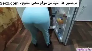 الاب يلاقي بنت مراتة بتهز في طيزها بقوة امامة و لا يستطيع الاحتمال الاب يلاقي بنت مراتة بتهز في طيزها بقوة امامة و لا يستطيع الاحتمال