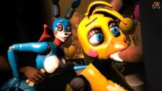 هؤلاء السيدات تمتص الديك من الخلف والحصول على مارس الجنس مثل الفاسقات من الخلف