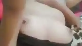 غالبًا ما تمارس لاتينا الهواة الجنس مع صديقها وتحفر مؤخرتها الضيقة باستخدام دسار غالبًا ما تمارس لاتينا الهواة الجنس مع صديقها وتحفر مؤخرتها الضيقة باستخدام دسار