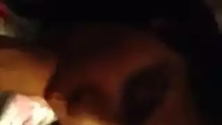 فاتنة الهندي الجميلة هي الحصول على بوسها يمسح في الطبيعة ويئر من المتعة أثناء كومينغ. فاتنة الهندي الجميلة هي الحصول على بوسها يمسح في الطبيعة ويئر من المتعة أثناء كومينغ.