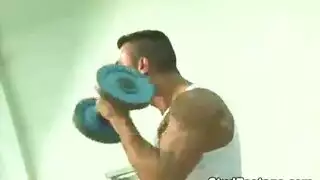 قررت بعض الأزرار الشريرة حبس الفاسقة في غرفة الفندق أثناء وجودهم في العمل قررت بعض الأزرار الشريرة حبس الفاسقة في غرفة الفندق أثناء وجودهم في العمل