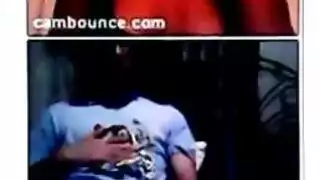 انحناء امرأة خشب الأبنوس مع الشعر الداكن يئن بصوت عال، لتدوير حياتها الجنسية، قليلا انحناء امرأة خشب الأبنوس مع الشعر الداكن يئن بصوت عال، لتدوير حياتها الجنسية، قليلا