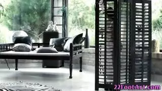 وشم لاتولا مع النظارات والثدي الكبير ، علي أن يحصل على الحلق قبل أن أحصل على جنازة جيدة وشم لاتولا مع النظارات والثدي الكبير ، علي أن يحصل على الحلق قبل أن أحصل على جنازة جيدة