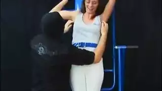 لم يستطع جيجي التراجع عن ممارسة الجنس مع بيل راي ، عندما التقيا لبعض الألعاب المثيرة لم يستطع جيجي التراجع عن ممارسة الجنس مع بيل راي ، عندما التقيا لبعض الألعاب المثيرة