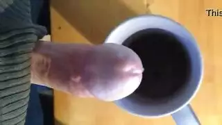 بعد القهوة، امرأة شقي ورجل ساذج يمثلون مجموعة من ثلاثة أشخاص عارضة. بعد القهوة، امرأة شقي ورجل ساذج يمثلون مجموعة من ثلاثة أشخاص عارضة.