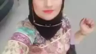 سمر فرسه هايجه وكسها ممحون مش بيهدى عمااله تتشرمط على عشيقها ع الكام سمر فرسه هايجه وكسها ممحون مش بيهدى عمااله تتشرمط على عشيقها ع الكام