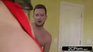 ابن زوجي يعشق حنان بزازي الكبير و ينيكني بزبه بقوة حتى يجعل كل جسمي يقفز