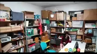 اثنان من الفاسقات في سن المراهقة الصغيرة تواجه الثلاثي مع رجل عجوز غني قذر. اثنان من الفاسقات في سن المراهقة الصغيرة تواجه الثلاثي مع رجل عجوز غني قذر.
